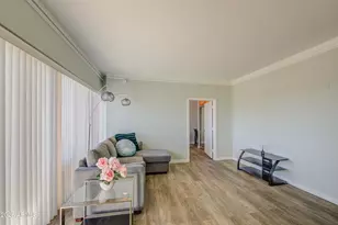 4750 N Central Ave, Phoenix, AZ 85012 - Photo 5