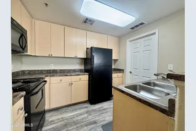 18416 N Cave Creek Road #Apt 2033, Phoenix, AZ 85032 - Photo 1