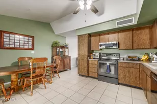 5940 W Mauna Loa Ln, Glendale, AZ 85306 - Photo 3