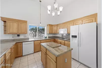 8452 W Kimberly Way, Peoria, AZ 85382 - Photo 7