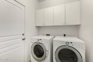 7249 E Del Acero Dr, Scottsdale, AZ 85258 - Photo 21