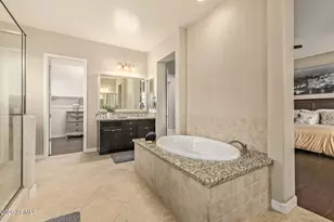 1566 E Aquarius Pl, Chandler, AZ 85249 - Photo 43