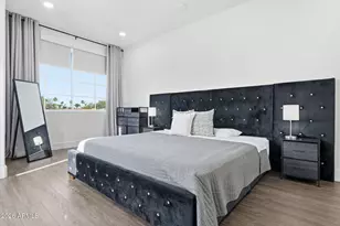 5009 E Wethersfield Rd, Scottsdale, AZ 85254 - Photo 11