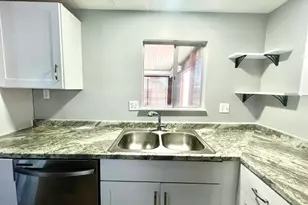 10201 N 99th Ave, Peoria, AZ 85345 - Photo 7