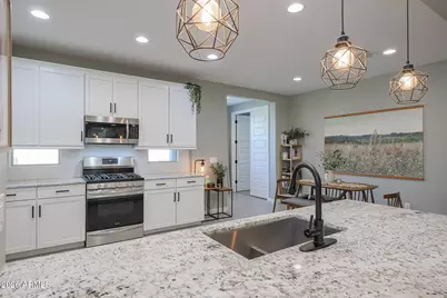 19414 W Highland Avenue, Litchfield Park, AZ 85340 - Photo 9