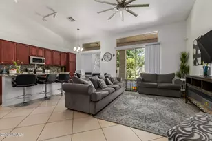 6998 W Muriel Dr, Glendale, AZ 85308 - Photo 9