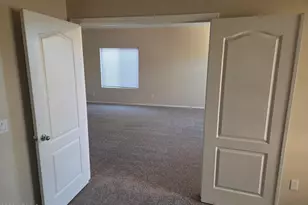 14195 W Hearn Rd, Surprise, AZ 85379 - Photo 9