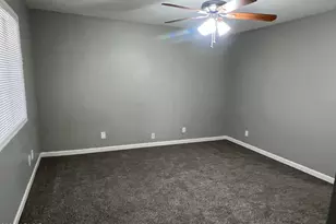 17825 N 27th Dr, Phoenix, AZ 85053 - Photo 11