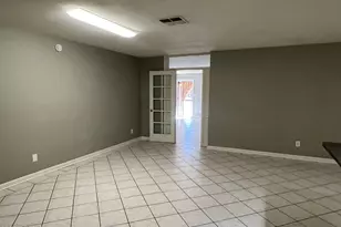 17825 N 27th Dr, Phoenix, AZ 85053 - Photo 9