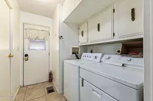 2609 W Southern Ave, Tempe, AZ 85282 - Photo 29