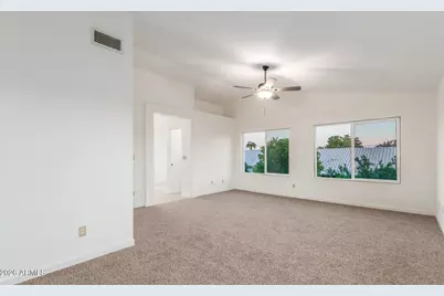 11991 N 69th Avenue, Peoria, AZ 85345 - Photo 11