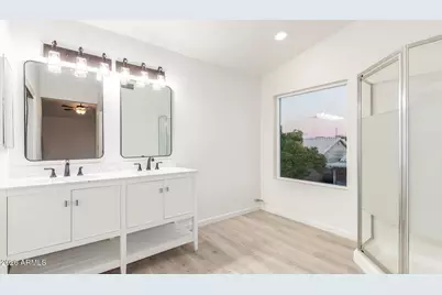 11991 N 69th Avenue, Peoria, AZ 85345 - Photo 13