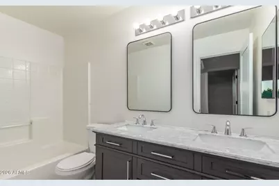 11991 N 69th Avenue, Peoria, AZ 85345 - Photo 17