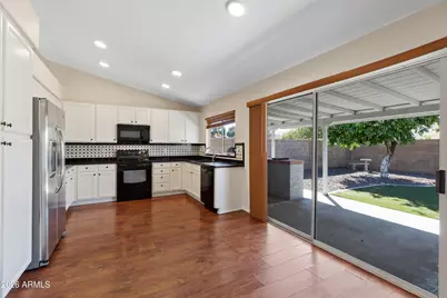 1305 W Wagoner Road, Phoenix, AZ 85023 - Photo 9