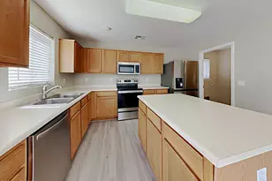 1083 W Desert Basin Dr, San Tan Valley, AZ 85143 - Photo 9