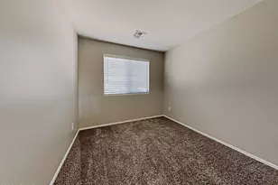 1083 W Desert Basin Dr, San Tan Valley, AZ 85143 - Photo 13