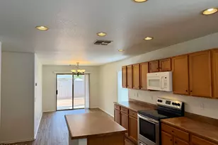 3643 E Constitution Dr, Gilbert, AZ 85296 - Photo 7