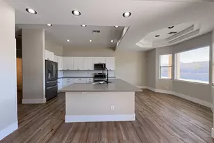 13031 W Stella Ct, Litchfield Park, AZ 85340 - Photo 15