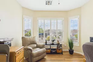 3752 E Westchester Dr, Chandler, AZ 85249 - Photo 5