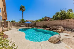 2421 E Fairview St, Chandler, AZ 85225 - Photo 15