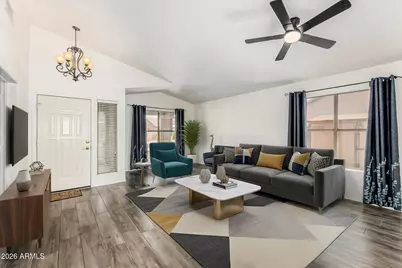 2421 E Fairview Street, Chandler, AZ 85225 - Photo 5