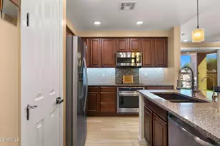 250 W Queen Creek Rd, Chandler, AZ 85248 - Photo 11