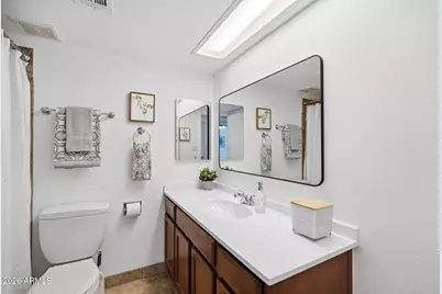 10511 W Butler Drive, Peoria, AZ 85345 - Photo 19