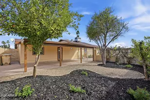 10511 W Butler Dr, Peoria, AZ 85345 - Photo 25