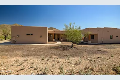 1121 E Saddle Mountain Road, Phoenix, AZ 85086 - Photo 1
