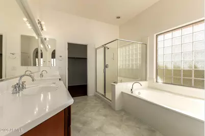 2416 W Kachina Trail, Phoenix, AZ 85041 - Photo 39
