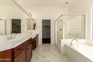 2416 W Kachina Trail, Phoenix, AZ 85041 - Photo 23