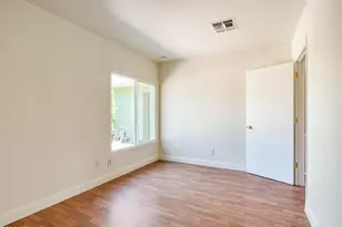 12637 N Columbine Dr, Phoenix, AZ 85029 - Photo 13