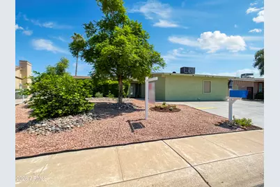 12637 N Columbine Drive, Phoenix, AZ 85029 - Photo 1