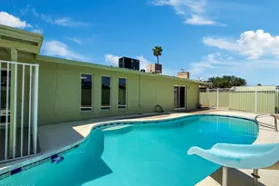 12637 N Columbine Dr, Phoenix, AZ 85029 - Photo 29