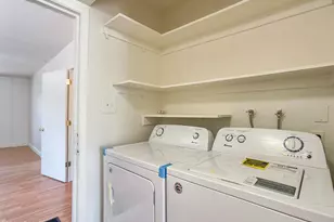 12637 N Columbine Dr, Phoenix, AZ 85029 - Photo 9