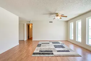 12637 N Columbine Dr, Phoenix, AZ 85029 - Photo 5