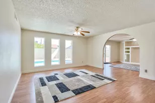 12637 N Columbine Dr, Phoenix, AZ 85029 - Photo 3