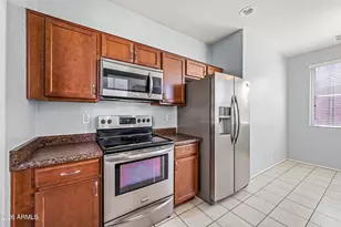 7837 W Palm Ln, Phoenix, AZ 85035 - Photo 13