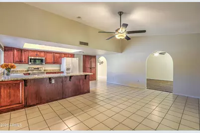 3136 W Tierra Buena Lane, Phoenix, AZ 85053 - Photo 7