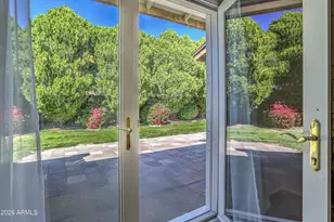 3136 W Tierra Buena Ln, Phoenix, AZ 85053 - Photo 11