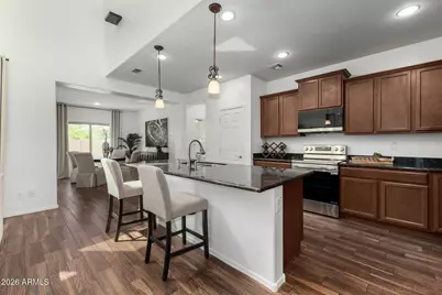 10747 W Rowel Road W, Peoria, AZ 85383 - Photo 9