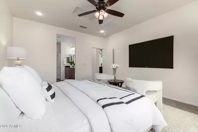 10747 W Rowel Road W, Peoria, AZ 85383 - Photo 13
