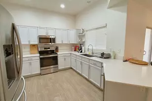 8144 W Beck Ln, Peoria, AZ 85382 - Photo 11