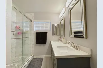 8144 W Beck Lane, Peoria, AZ 85382 - Photo 17