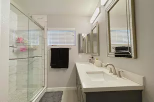 8144 W Beck Ln, Peoria, AZ 85382 - Photo 17