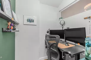 1045 E Sunburst Ln, Tempe, AZ 85284 - Photo 27