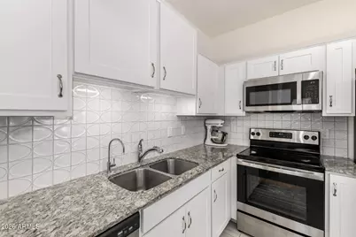 2257 W Echo Lane, Phoenix, AZ 85021 - Photo 11