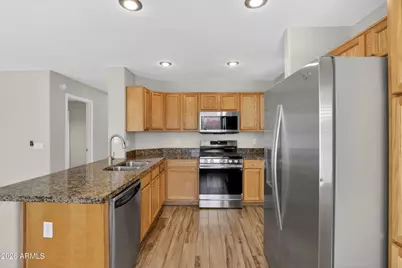 329 W Calle Monte Vista, Tempe, AZ 85284 - Photo 17