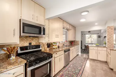 4101 E Edgemont Avenue, Phoenix, AZ 85008 - Photo 11