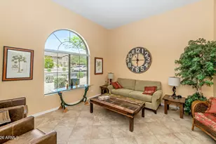 3932 E Melinda Dr, Phoenix, AZ 85050 - Photo 9